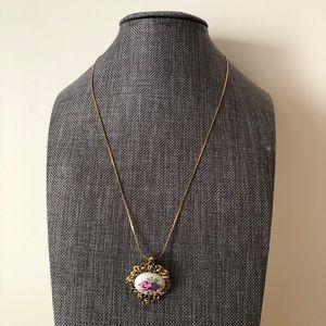 Vintage Avon flower paintings ceramic necklace
